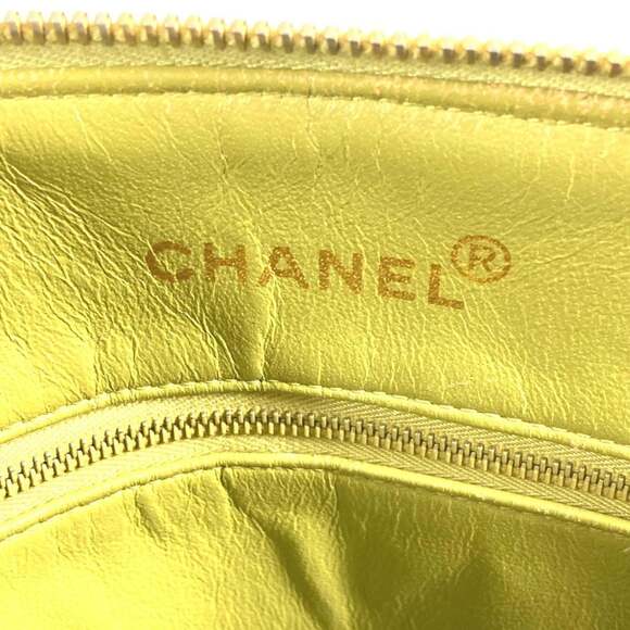 CHANEL Green Caviar Leather Shoulder Bag - Picture 13 of 16